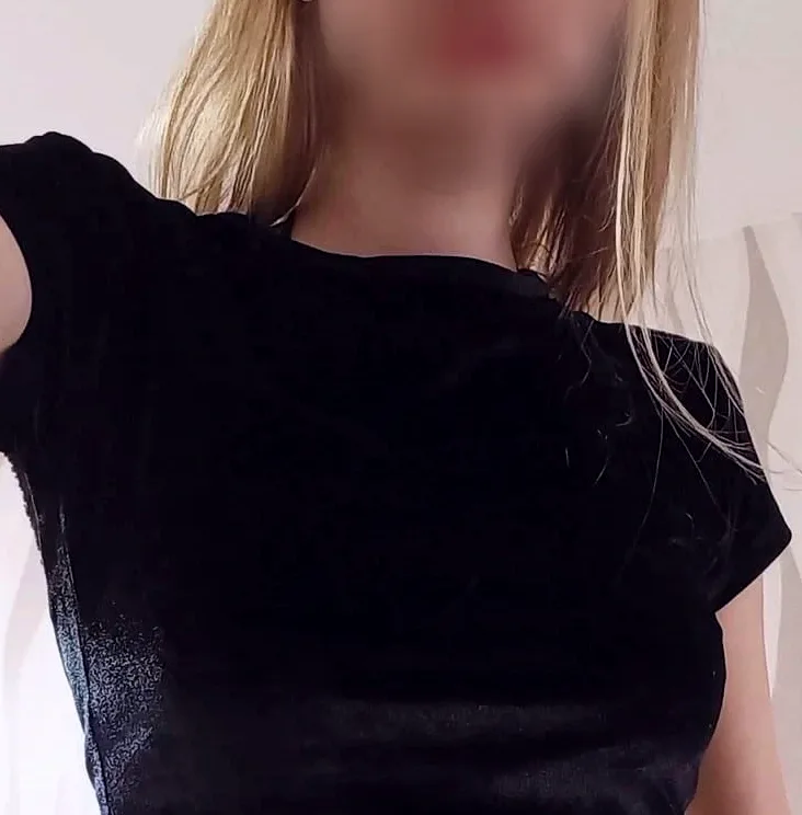Valeria, 25 años